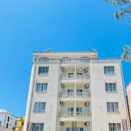 Albanor Aparthotel